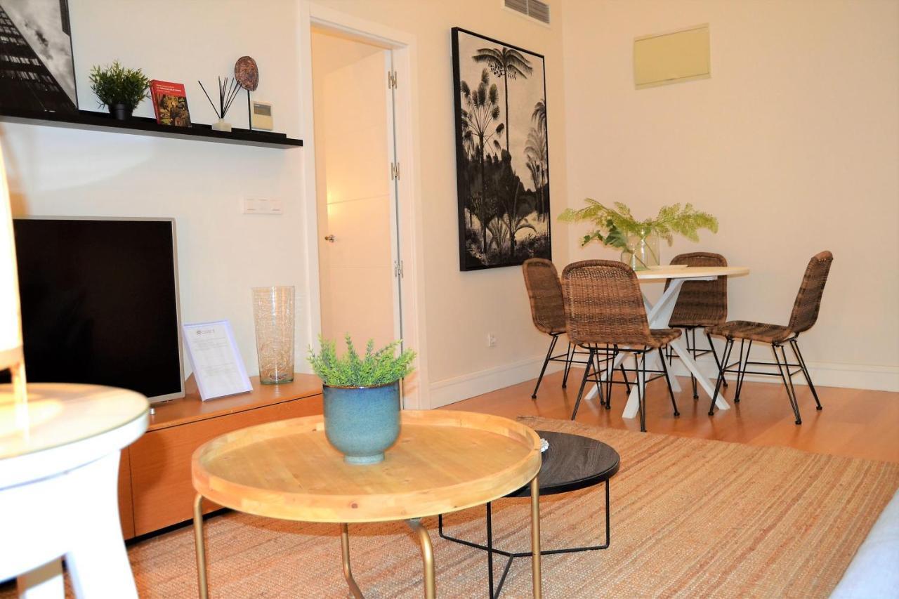 شقة Coqueto Apartamento Junto A La Catedral De Malaga. المظهر الخارجي الصورة